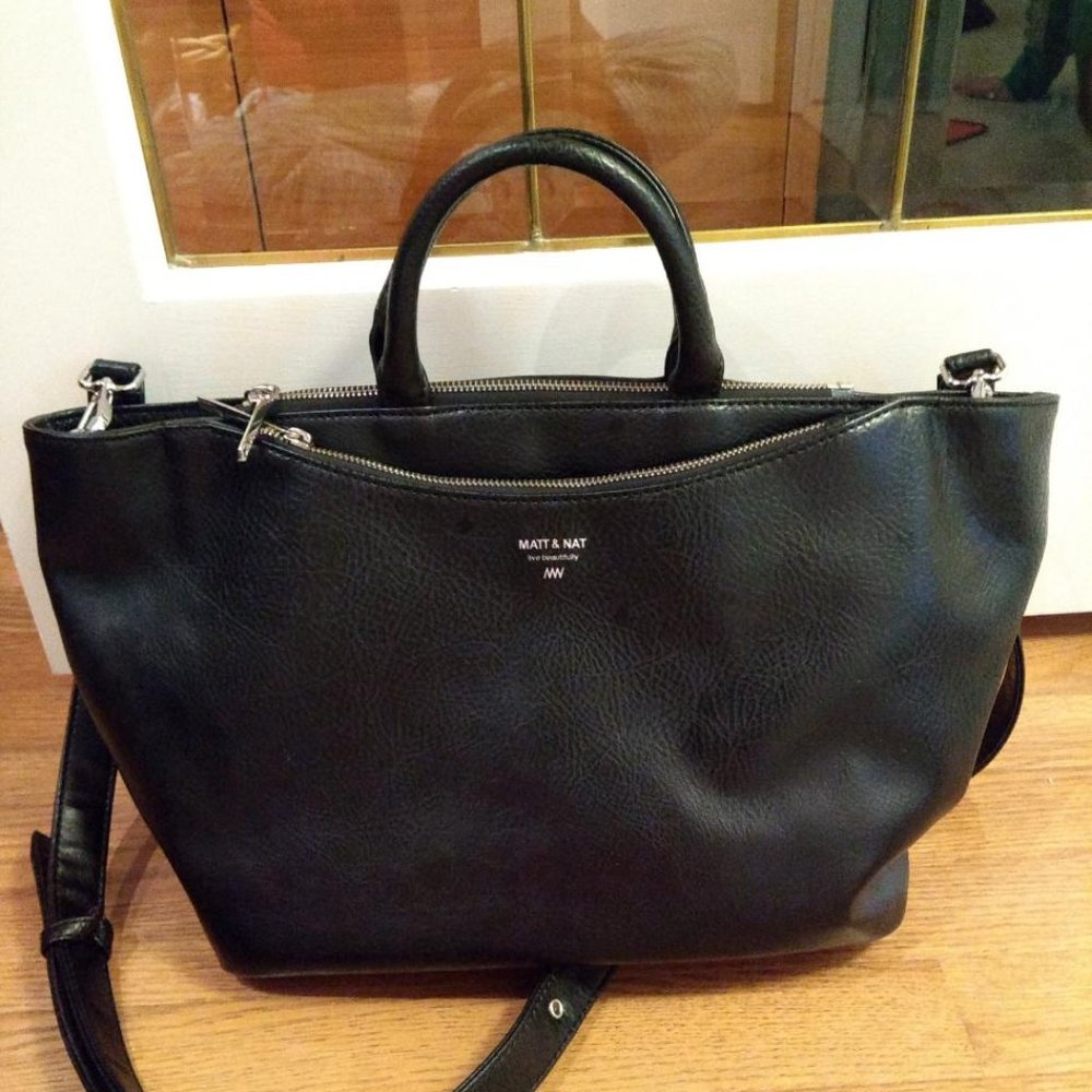 COPY - Matt & Nat Roomy Bag